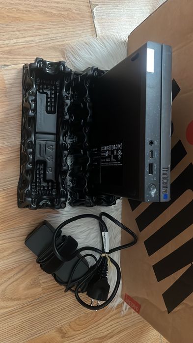 Lenovo ThinkCentre neo 50q Gen 4 – i3 / 8GB / 256GB SSD – impecabil