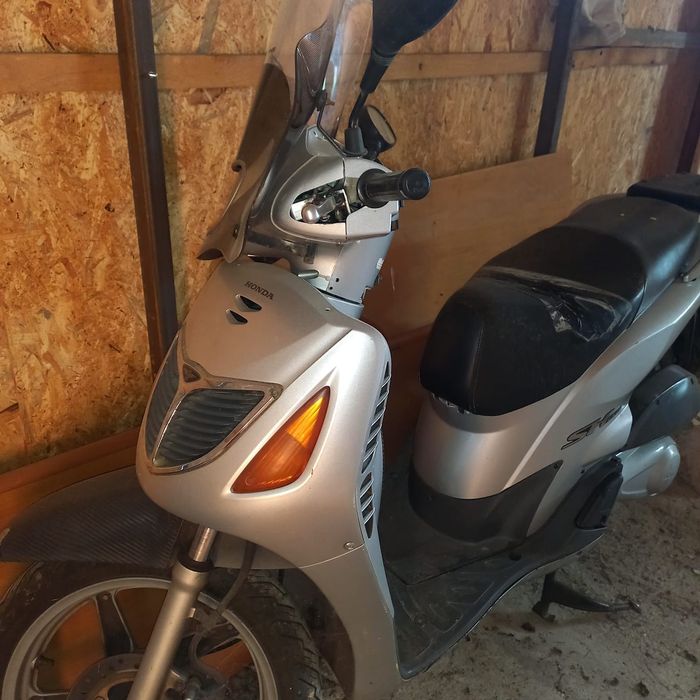 Scuter Honda SH 150 cc