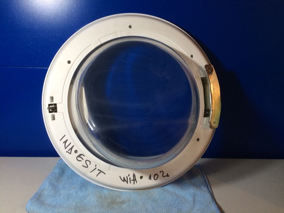 Hublou masina de spalat Indesit WIA102