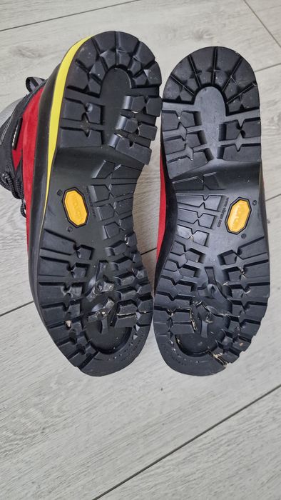 Vand bocanci dama pt tura iarna Goretex,Talpa Vibram, Crispi,mas36-37