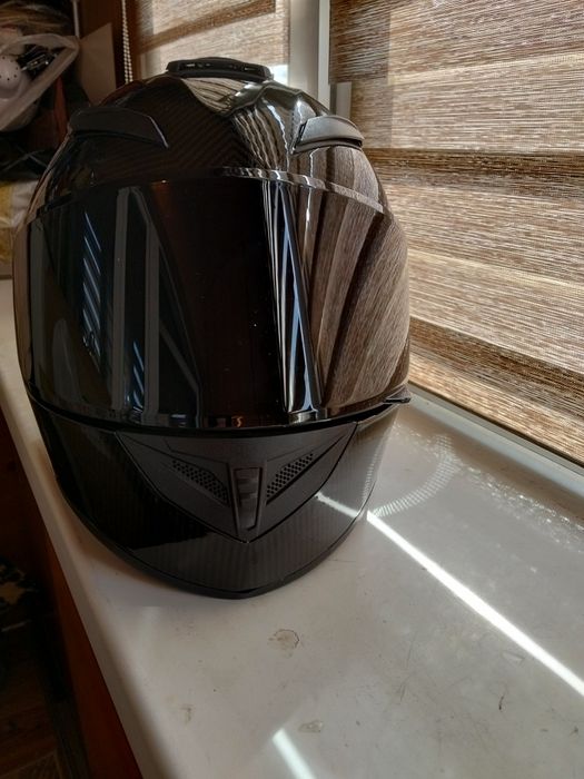 Продам шлем мотоциклетный