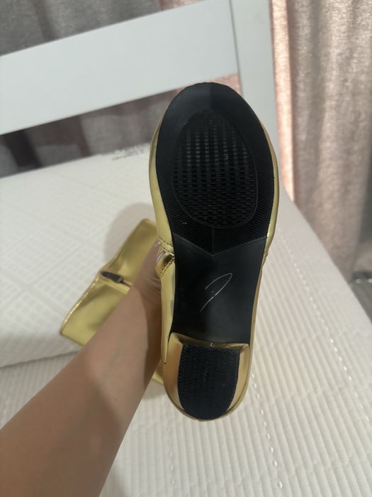 Танцевальные сапоги в отличном состоянии