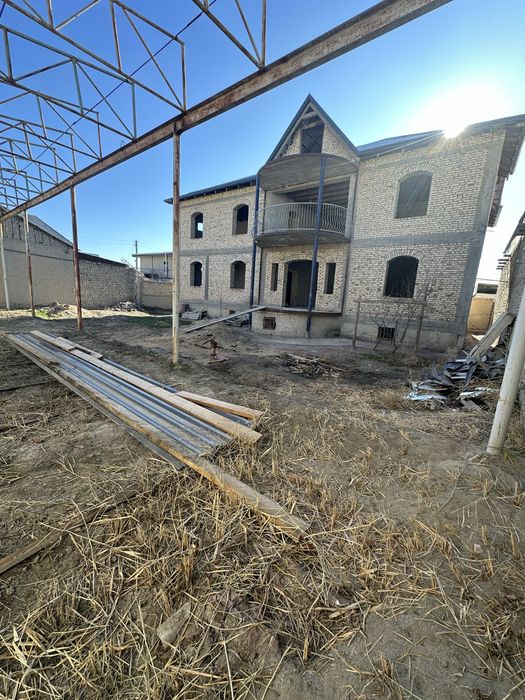 Участка сотилади