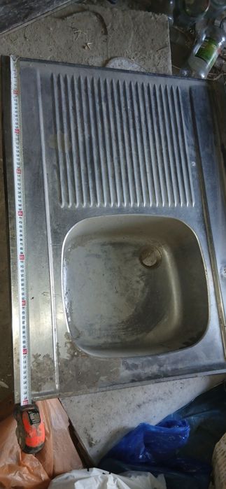 Продаю мойку сантехника