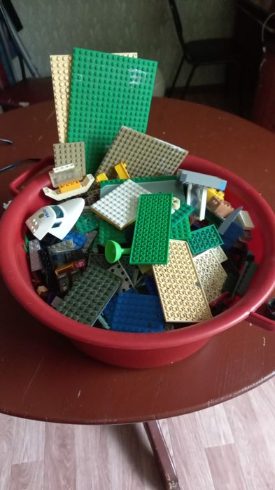 Продам лего коструктор