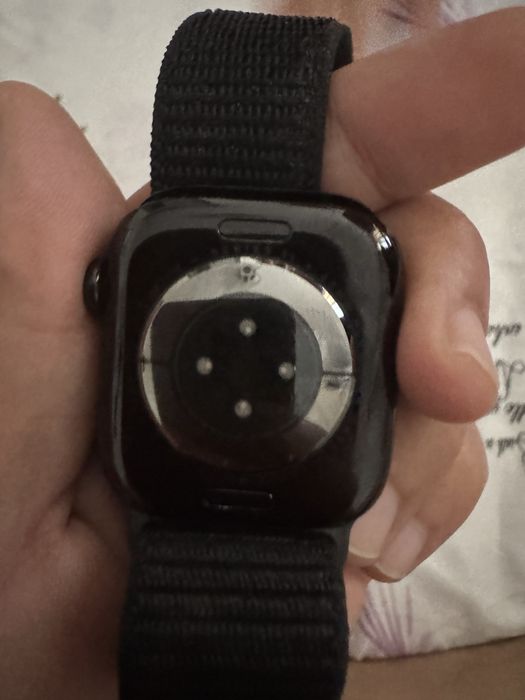 Apple wacht sotilad narx 270