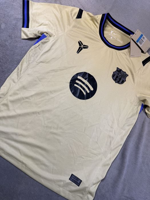 Tricou Fc Barcelona away S / M / L / Xl nou new