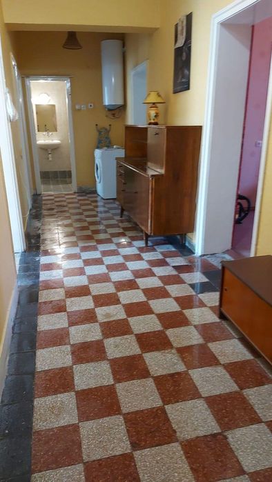 Дава се под наем Тристаен апартамент в София, Център - 110 кв.м за 698.19 € - Снимка #6