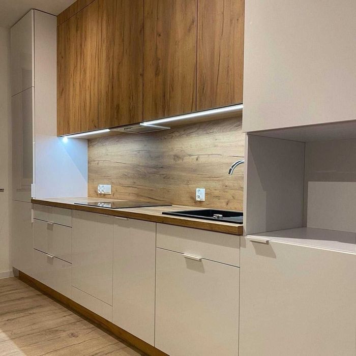 Bucatarii la comanda - Mobilast Romania