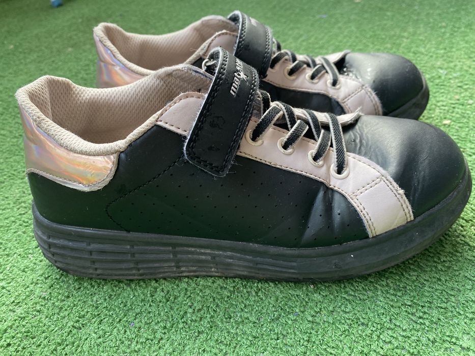 Продавам детски апрески 24 номер