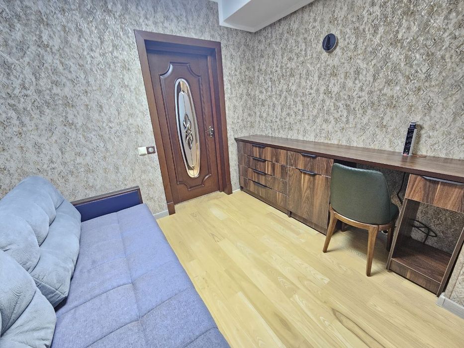 метро Космонавтов 3/4/12 Центр (Корзинка МВД)