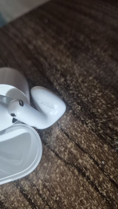 Casti apple airpods 4