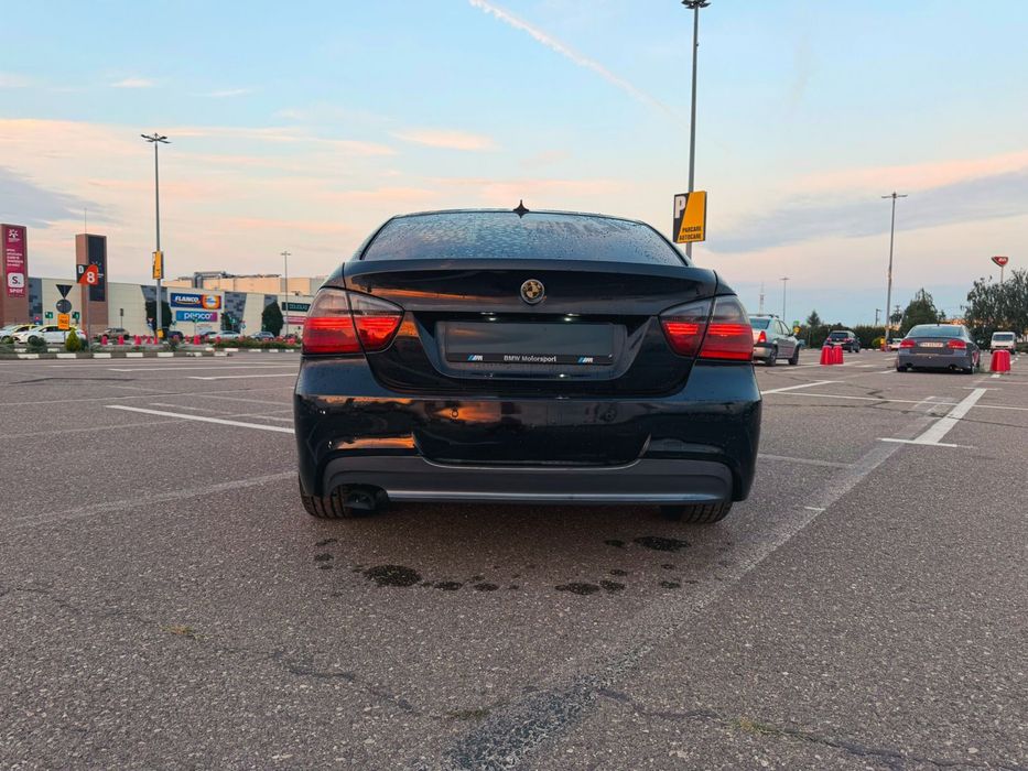 BMW E90 2.0D 03.2007