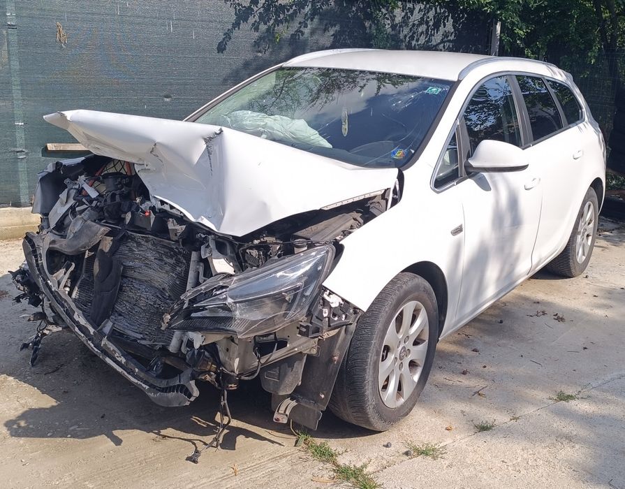 Ușa Astra j 2015