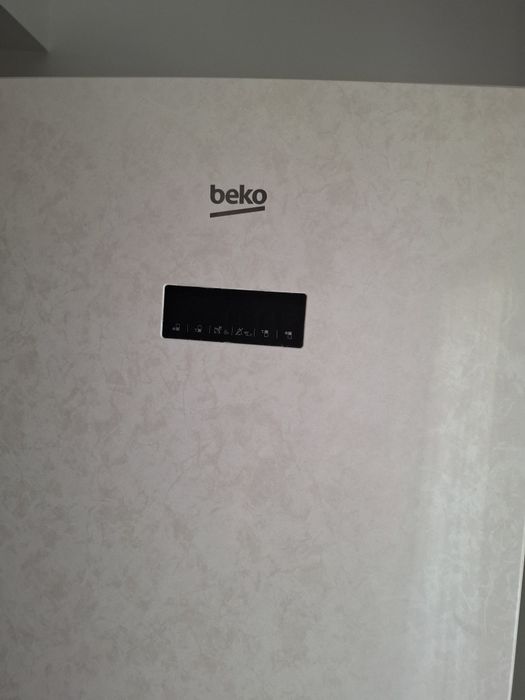 Frigider Beko Neo Frost