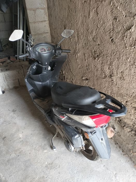 Мопед м8. На ходу. Срочно