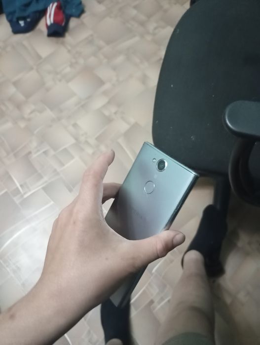 Продам телефон sony