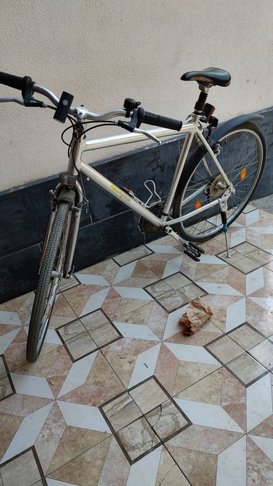 Bicicleta roți de 28" in stare foarte bună