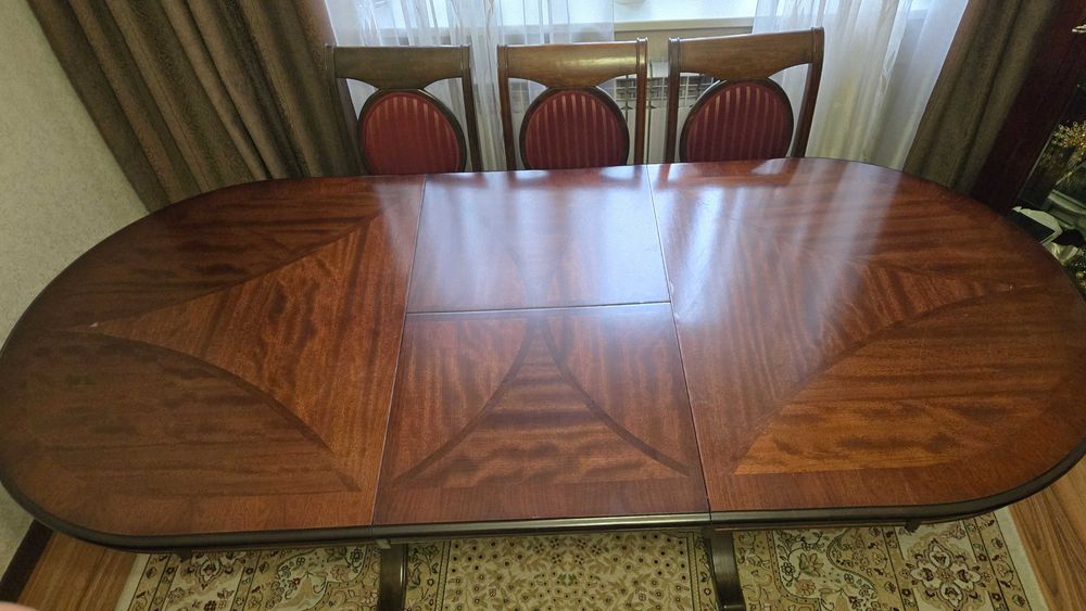 Стол раздвижной из дерева