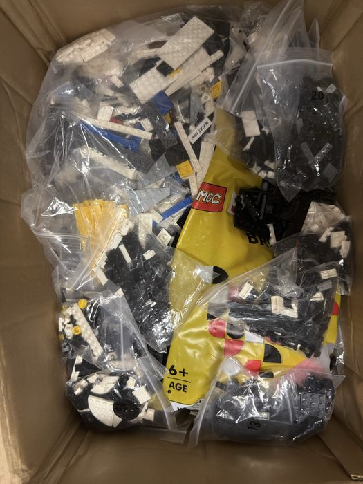 Vand piese lego noi