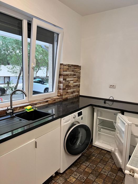 Garsonieră tip Studio Militari Residence acces loc de parcare