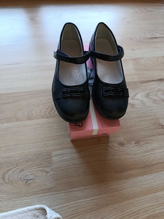 Черни официални обувки