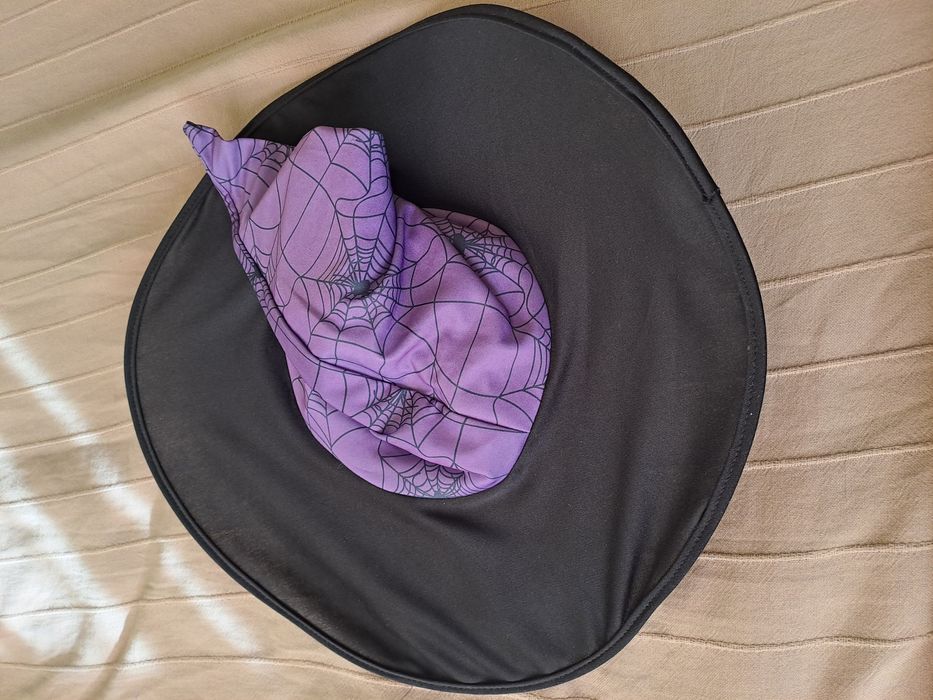 Костюм на вещица