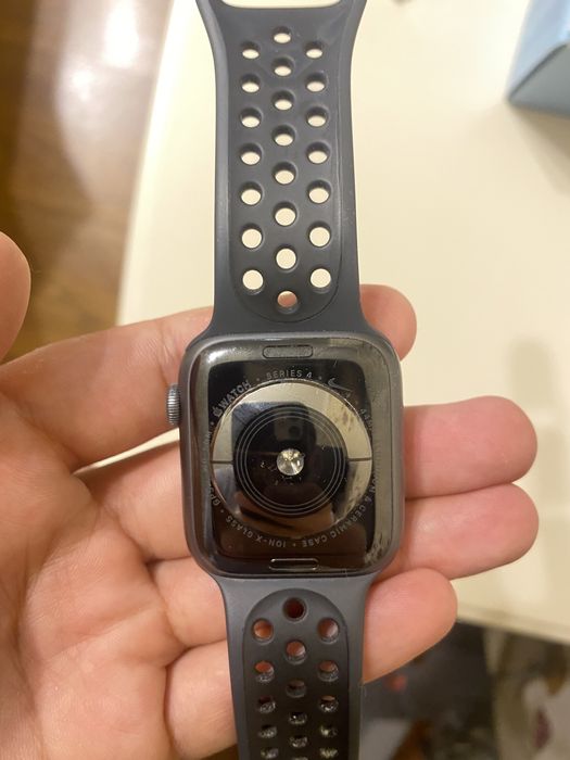 Apple watch Nike series 4