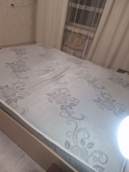 Продам матрас 160/200