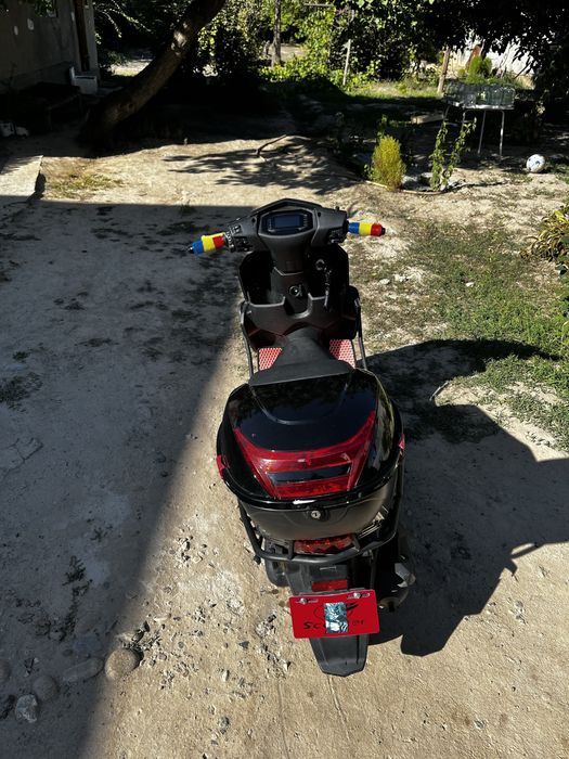 Скутер раптор Li ya