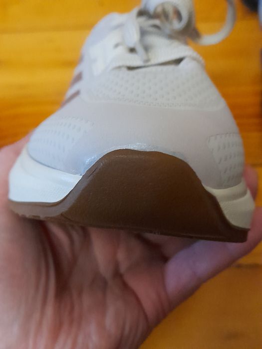 Маратонки ADIDAS ШОК Цена