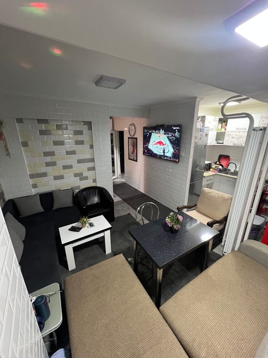 proprietar inchiriez garsoniera, zona Colentina, vedere panoramica par