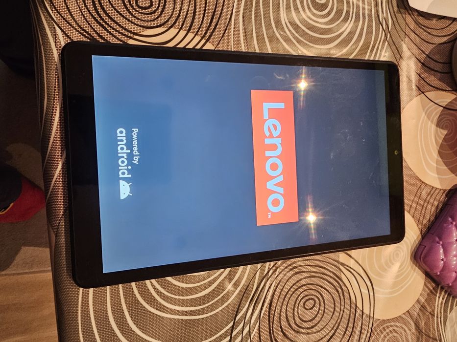 Таблет Lenovo TB-8505X