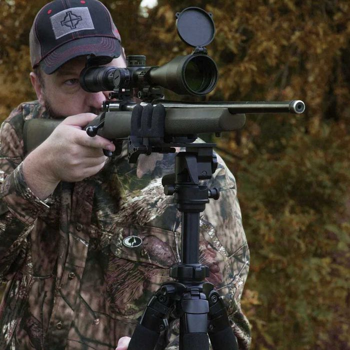 KJI K700 Aluminum Tripod with Reaper Grip Kit