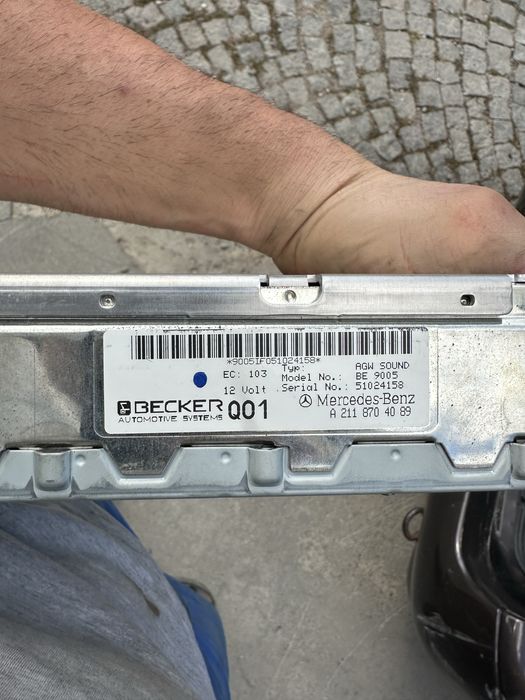 Аудио усилвател Mercedes CLS W219 A2118704089