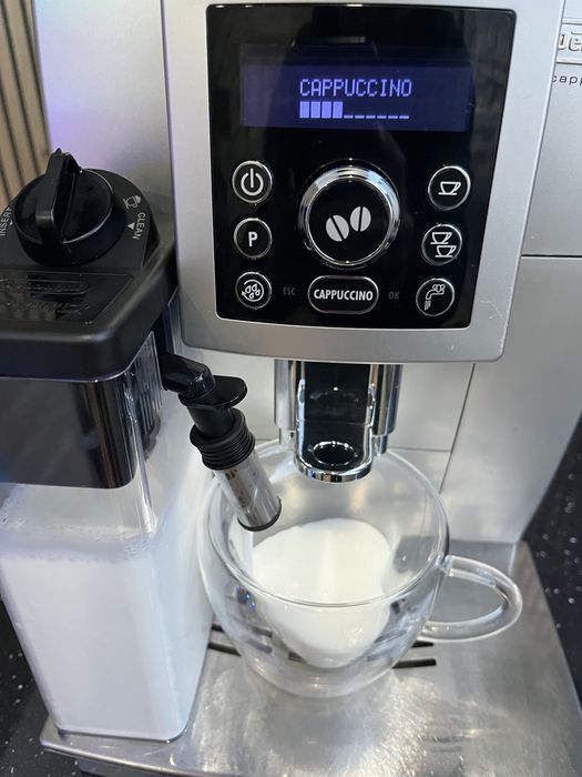 Delonghi Cappuccino ECAM 23.460.S - Перфектно състояние с гаранция!