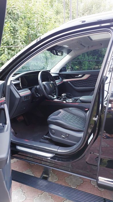 Sotiladi Hongqi SH5 4×4 kraska toza navorotlari bor