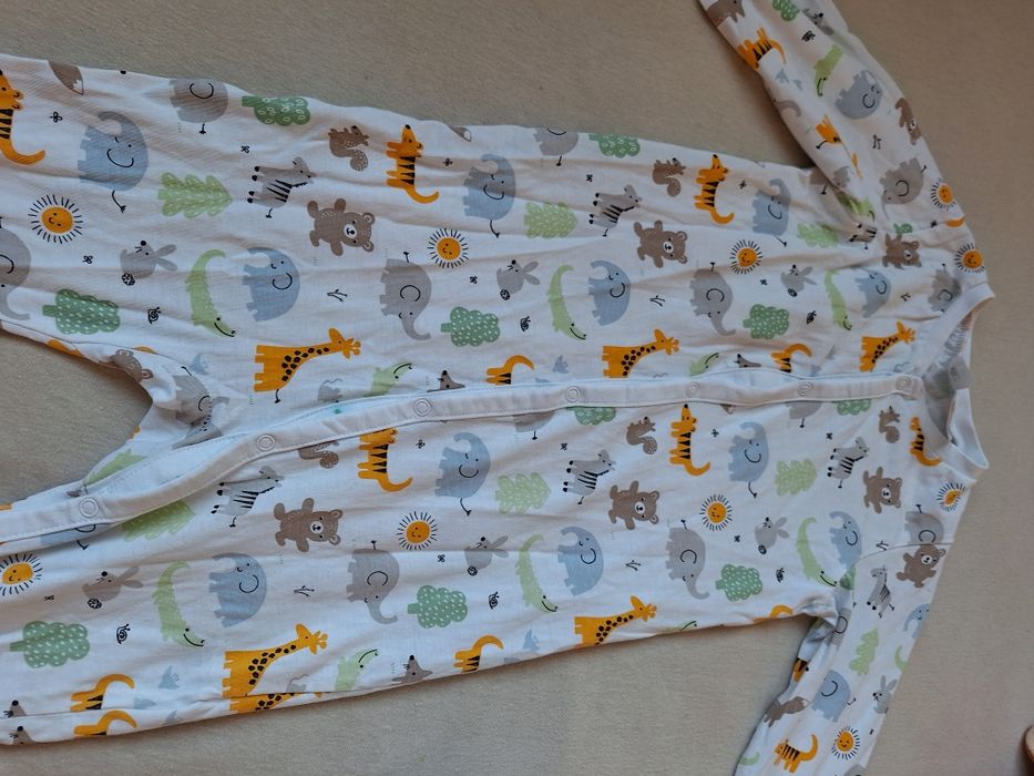 Нови пижами размер 104