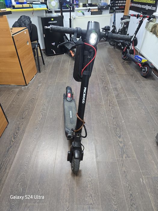 Trotinetă Electrică- autonomie mare, impecabila. Zona Tineretului