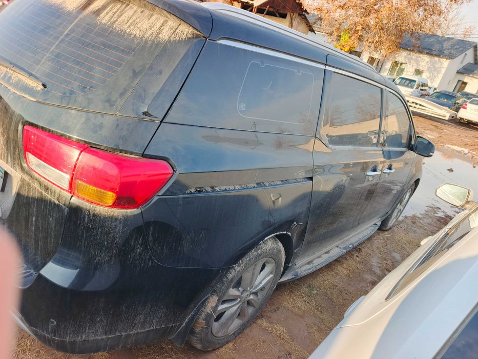 KIA Carnival Dizel sotiladi