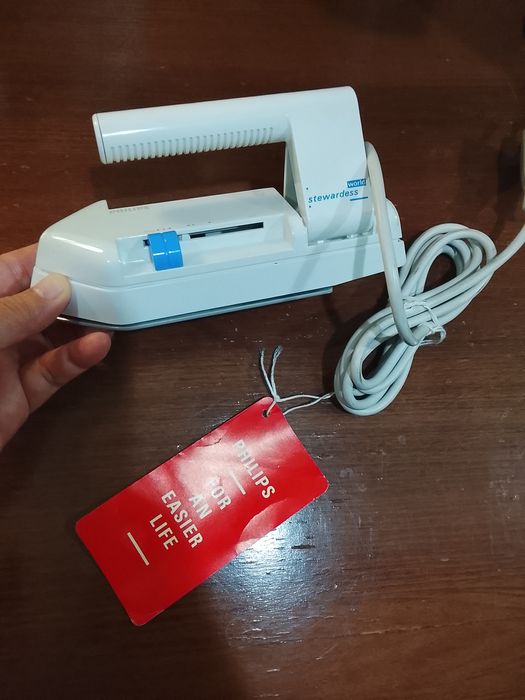 Портативный дорожный утюг