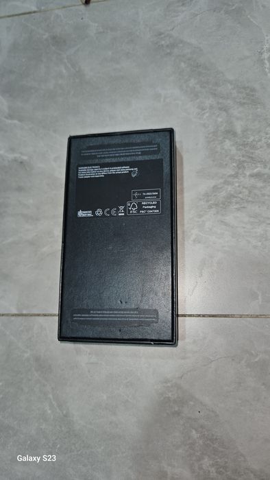 Samsung S23 8/256 telefon xolati alo umaman qotish nimaligni bilmaydi