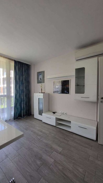 Дава се под наем Двустаен апартамент в София, Драгалевци - 58 кв.м за 714 € - Снимка #1