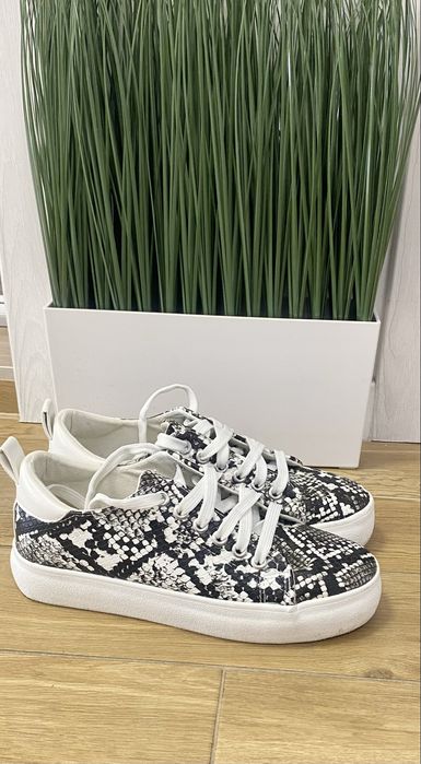 Дамски обувки-36/37номер