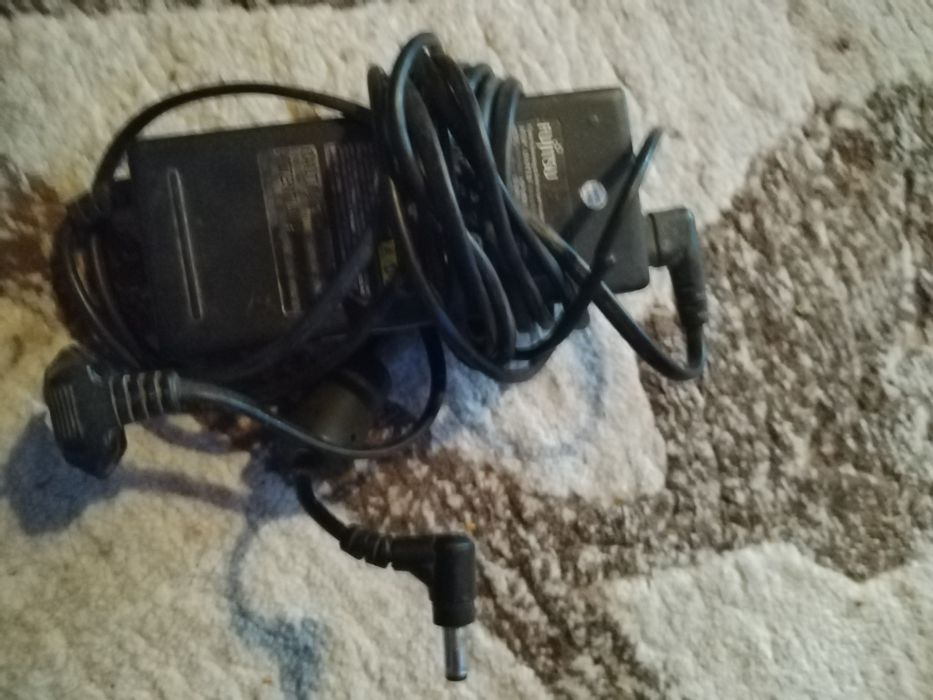 Încărcător Fujitsu Siemens