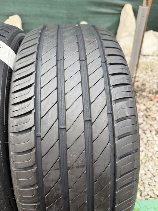 Anvelope 215 55 16