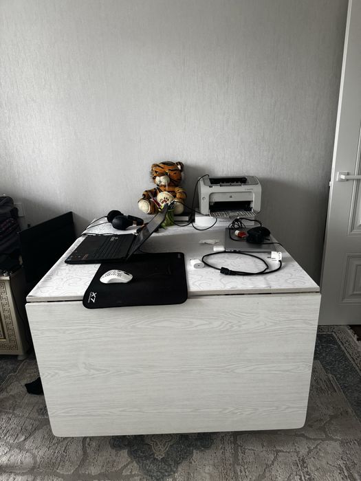 Продам Стол-книжку