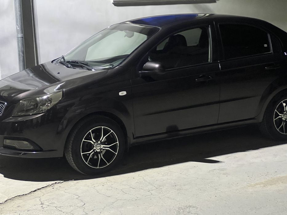 Chevralet nexia 3 sotiladi