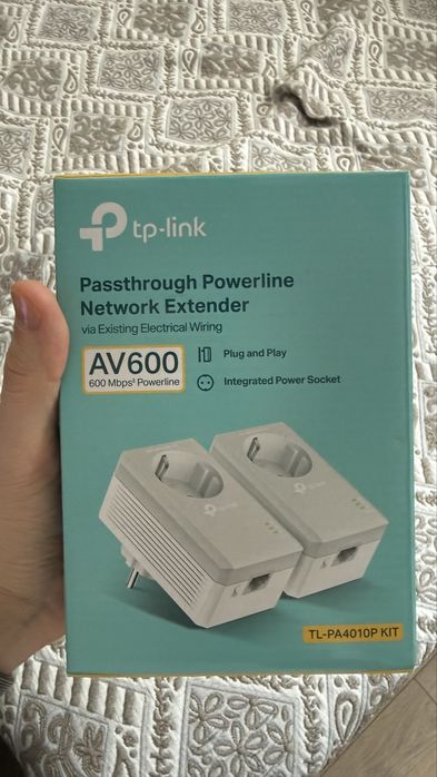 Адаптеры TP-link TP-PA4010P kit (интернет через розетку)