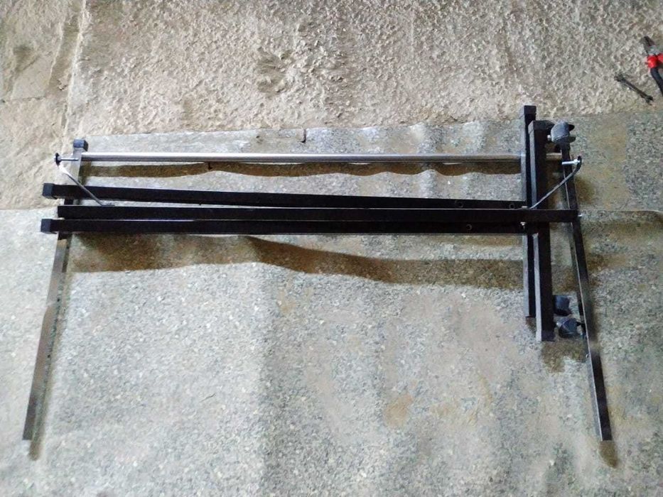 Стойка для одежды. Вешалка для одежды.